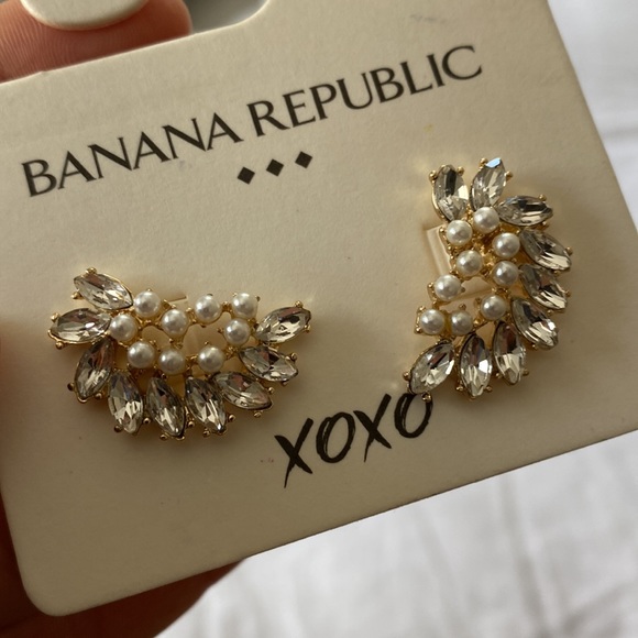 NWT Banana Republic Earrings - Picture 2 of 5